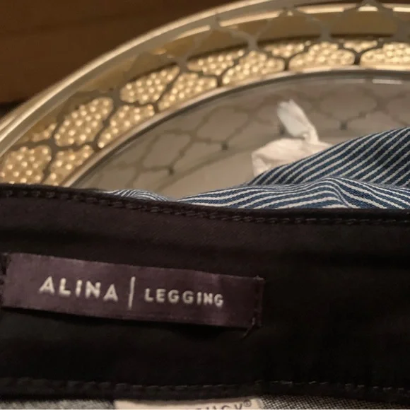 NYDJ Alina Leggings - Picture 3 of 5